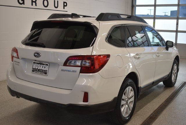 Used 2016 Subaru Outback 2.5i Premium AWD/4WD image 4
