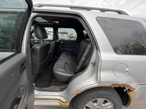 Used 2008 Mercury Mariner 4WD V6 image 24