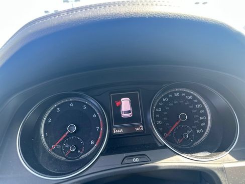 Used 2019 Volkswagen Atlas SE FWD image 13