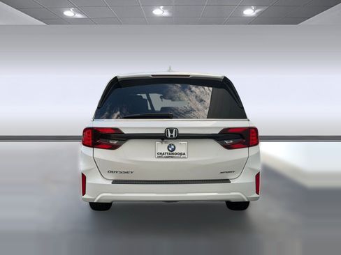 Used 2025 Honda Odyssey Sport-L image 10