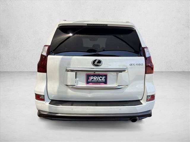 Used 2021 Lexus GX 460 Premium w/ Accessory Package AWD/4WD image 3