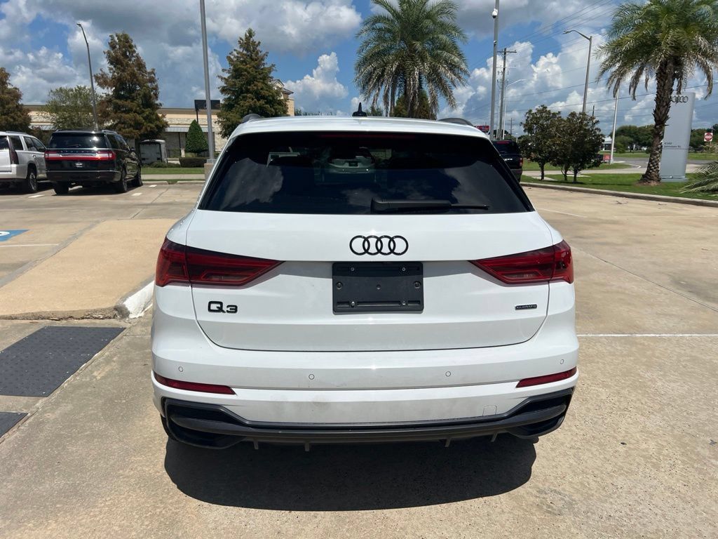 Used 2022 Audi Q3 2.0T Premium Plus AWD/4WD image 4