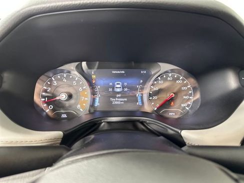 Used 2022 Jeep Compass Limited image 17