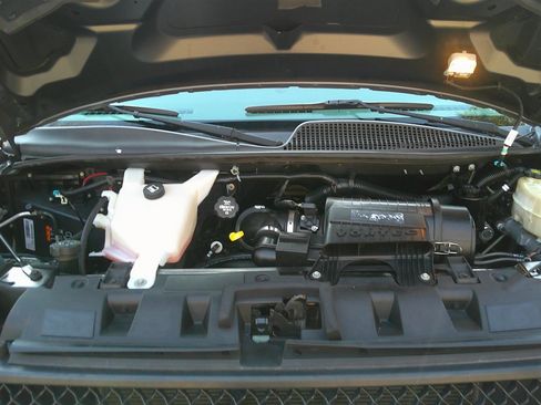 Used 2017 Chevrolet Express 3500 LT w/ LT Preferred Equipment Group image 43