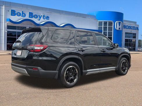 Used 2025 Honda Pilot EX-L image 5