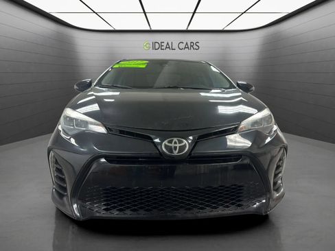 Used 2017 Toyota Corolla SE w/ Carpet Mat Package (TMS) FWD image 2