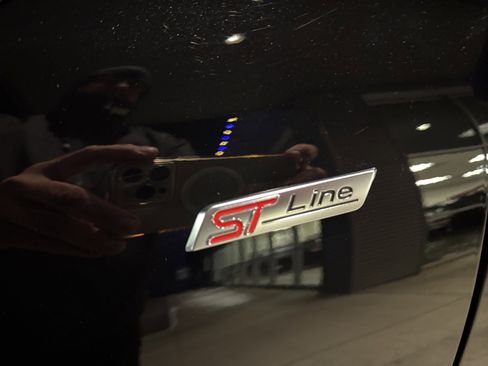 Certified 2023 Ford Escape ST-Line w/ Tech Pack #1 image 14