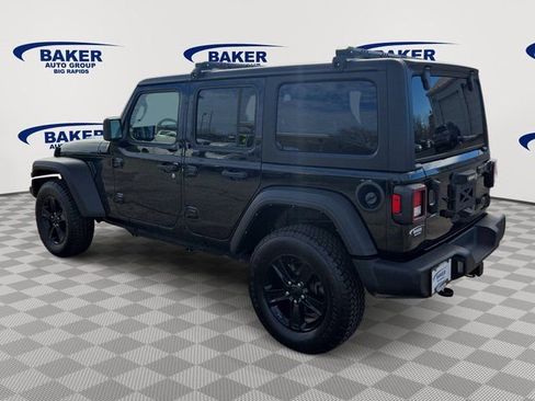 Used 2022 Jeep Wrangler Unlimited Sport image 7