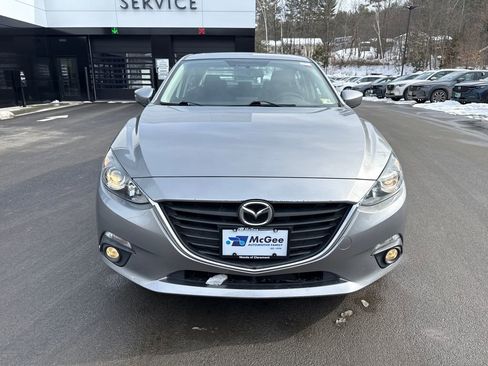 Used 2016 MAZDA MAZDA3 i Touring w/ Popular Equipment Package image 8