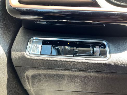 Used 2024 Buick Envision Sport Touring image 21