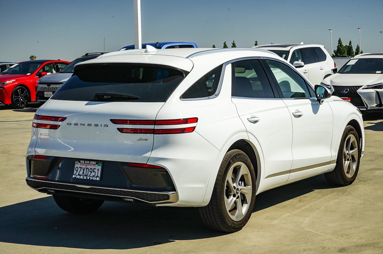 Used 2026 Genesis GV70 2.5T AWD/4WD image 7