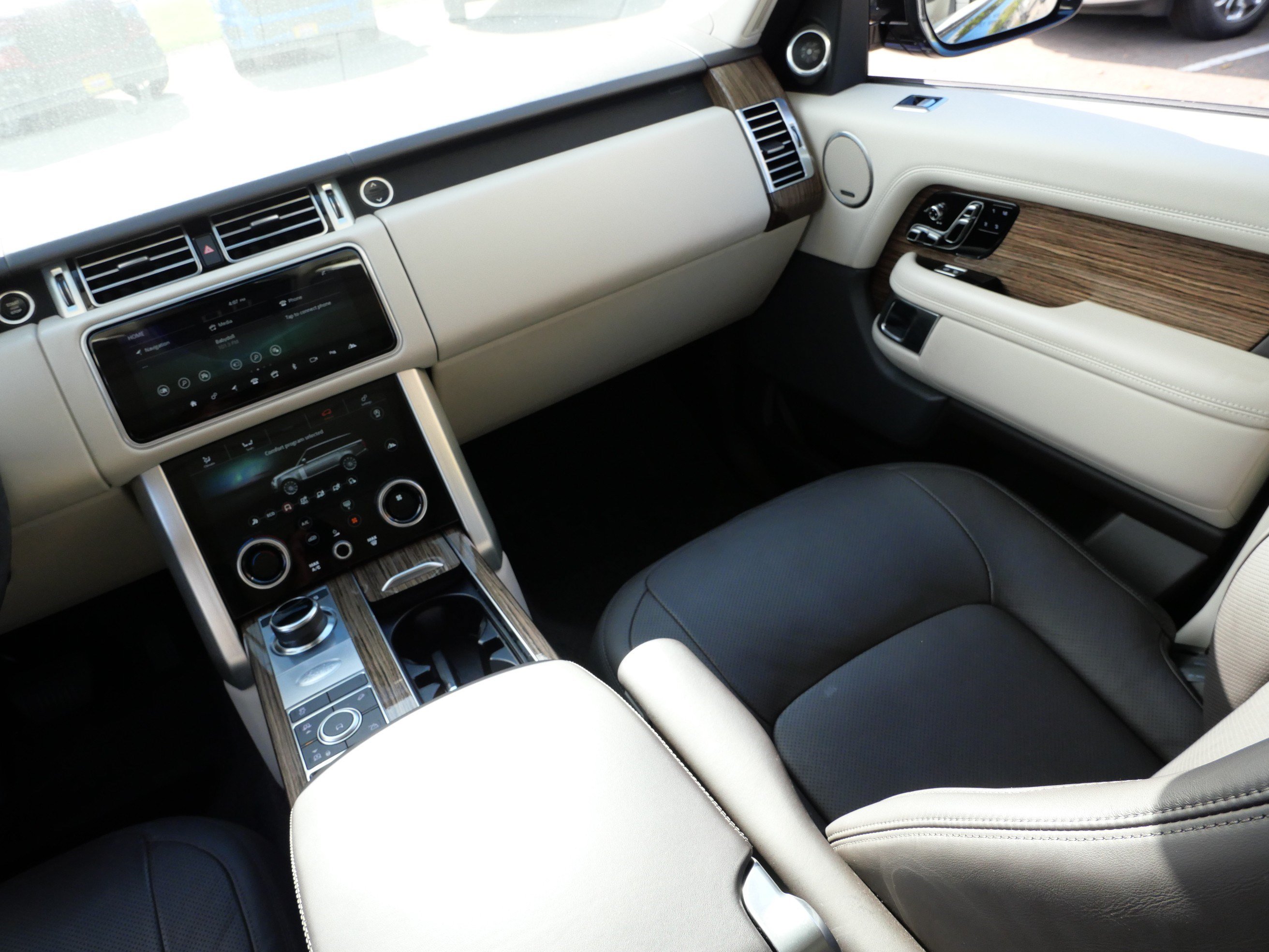 Used 2019 Land Rover Range Rover HSE AWD/4WD image 11
