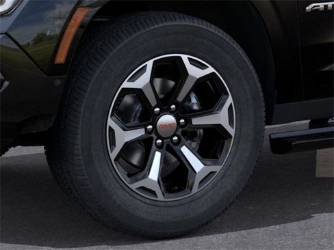 New 2025 GMC Yukon XL AT4 Ultimate image 9