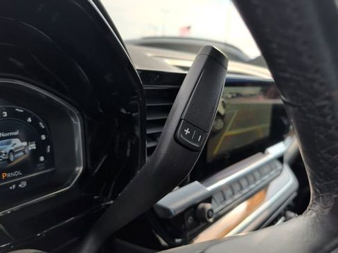 Used 2022 Chevrolet Silverado 1500 LT image 23