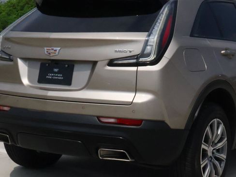 Used 2023 Cadillac XT4 Sport FWD image 11