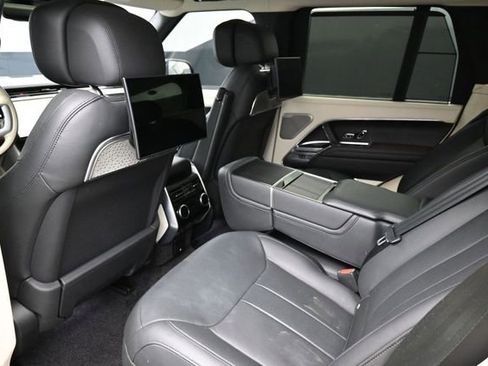 Used 2024 Land Rover Range Rover Autobiography AWD/4WD image 15