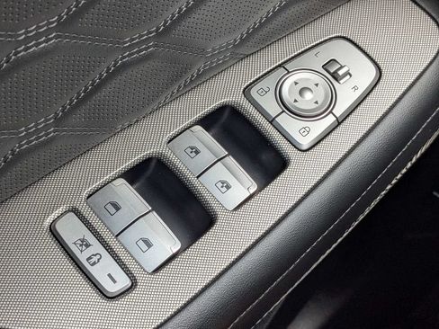 Used 2022 Hyundai Palisade Calligraphy w/ Winter Package FWD image 28