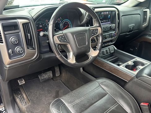 Used 2017 GMC Sierra 1500 Denali image 10