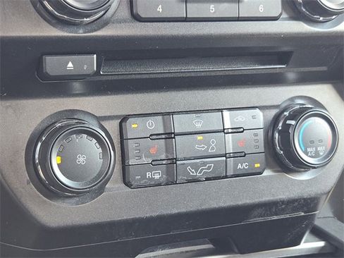 Used 2018 Ford F150 XLT w/ Equipment Group 302A Luxury image 18