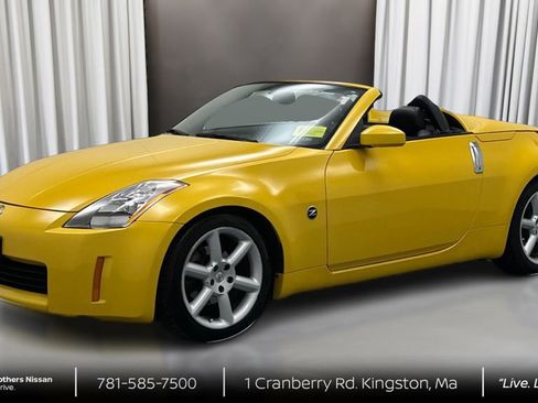 Used 2005 Nissan 350Z Touring RWD image 1