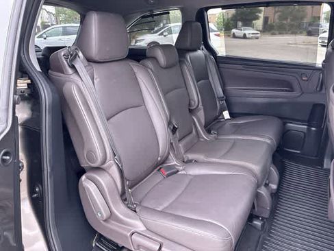 Used 2023 Honda Odyssey Touring image 22