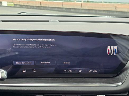 New 2024 Buick Envision Preferred image 30