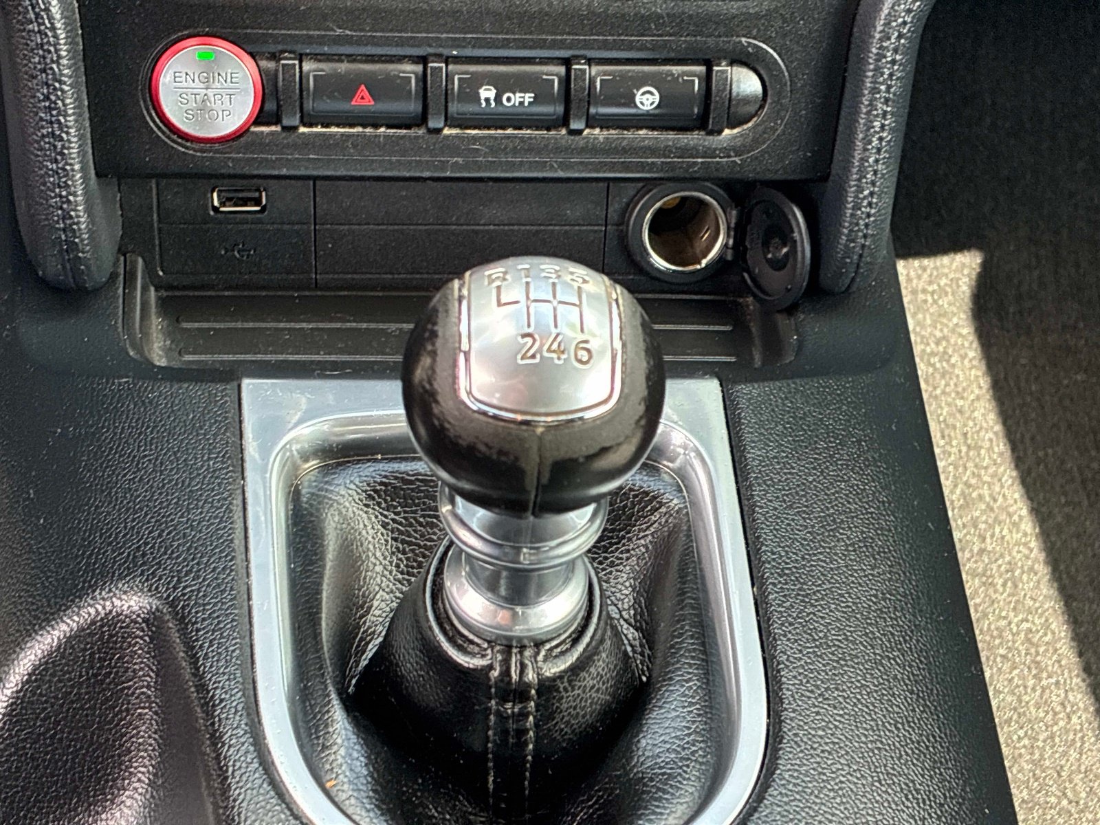 Used 2019 Ford Mustang Coupe RWD image 26