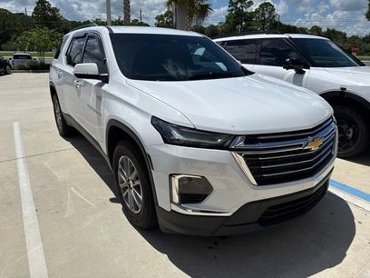 Used 2023 Chevrolet Traverse LT