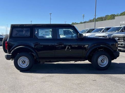 New 2025 Ford Bronco 4-Door AWD/4WD image 2