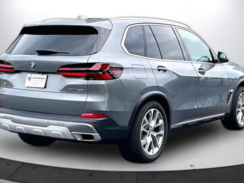 Used 2024 BMW X5 xDrive40i w/ Premium Package AWD/4WD image 9