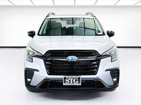 Used 2025 Subaru Ascent Onyx Edition AWD/4WD image 2