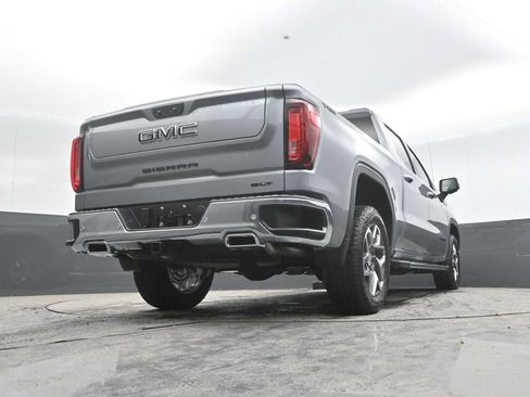New 2026 GMC Sierra 1500 SLT w/ SLT Premium Package AWD/4WD image 32