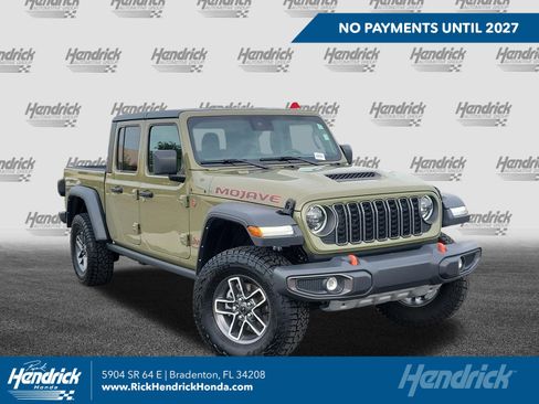 Used 2025 Jeep Gladiator Mojave w/ Convenience Group AWD/4WD image 1