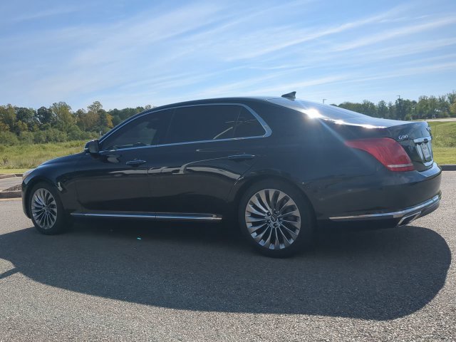 Used 2019 Genesis G90 3.3T Premium RWD image 6