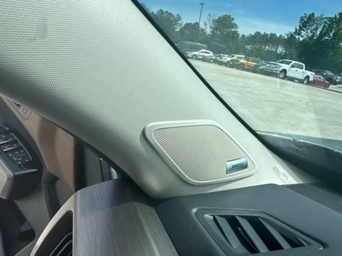 Used 2025 Nissan Pathfinder Platinum FWD image 49
