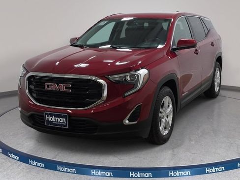 Used 2019 GMC Terrain SLE FWD image 1