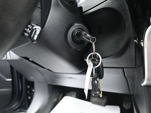 Used 2019 Toyota Corolla LE FWD image 24