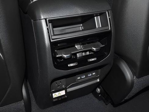New 2026 Jeep Grand Cherokee Altitude AWD/4WD image 29