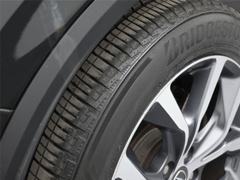 Used 2023 Acura MDX SH-AWD w/ Technology Package image 15