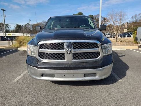 Used 2021 RAM 1500 Classic SLT image 2