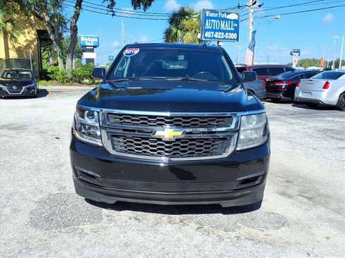 Used 2019 Chevrolet Suburban LT image 2