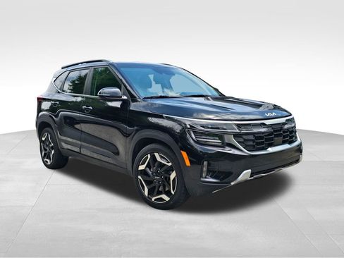 Used 2024 Kia Seltos SX AWD/4WD image 11