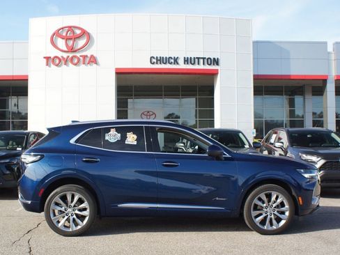 Used 2023 Buick Envision Avenir image 1