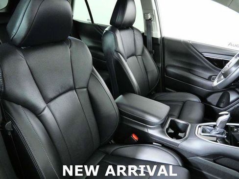 Used 2025 Subaru Outback Limited AWD/4WD image 12