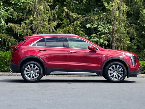 Used 2020 Cadillac XT4 Premium Luxury AWD/4WD image 34
