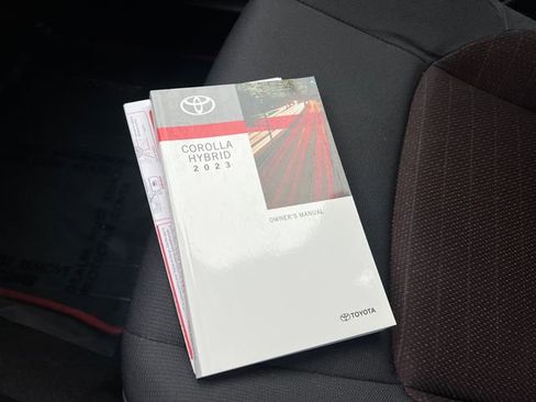 Used 2023 Toyota Corolla Hybrid AWD Sedan image 32