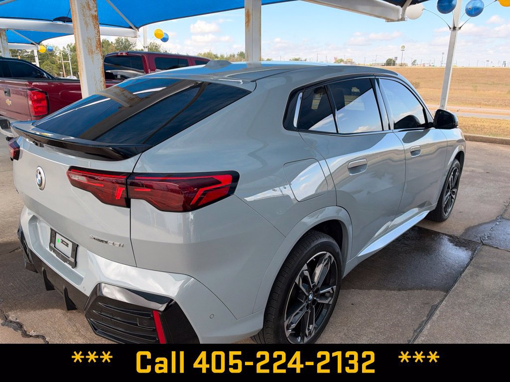 Used 2025 BMW X2 xDrive28i AWD/4WD image 10