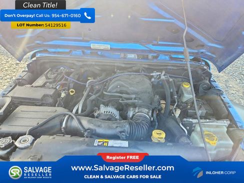 Used 2015 Jeep Wrangler Unlimited Sport w/ Quick Order Package 24S AWD/4WD image 16