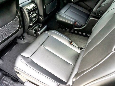 New 2025 Jeep Grand Cherokee L Limited w/ Black Appearance Package image 19