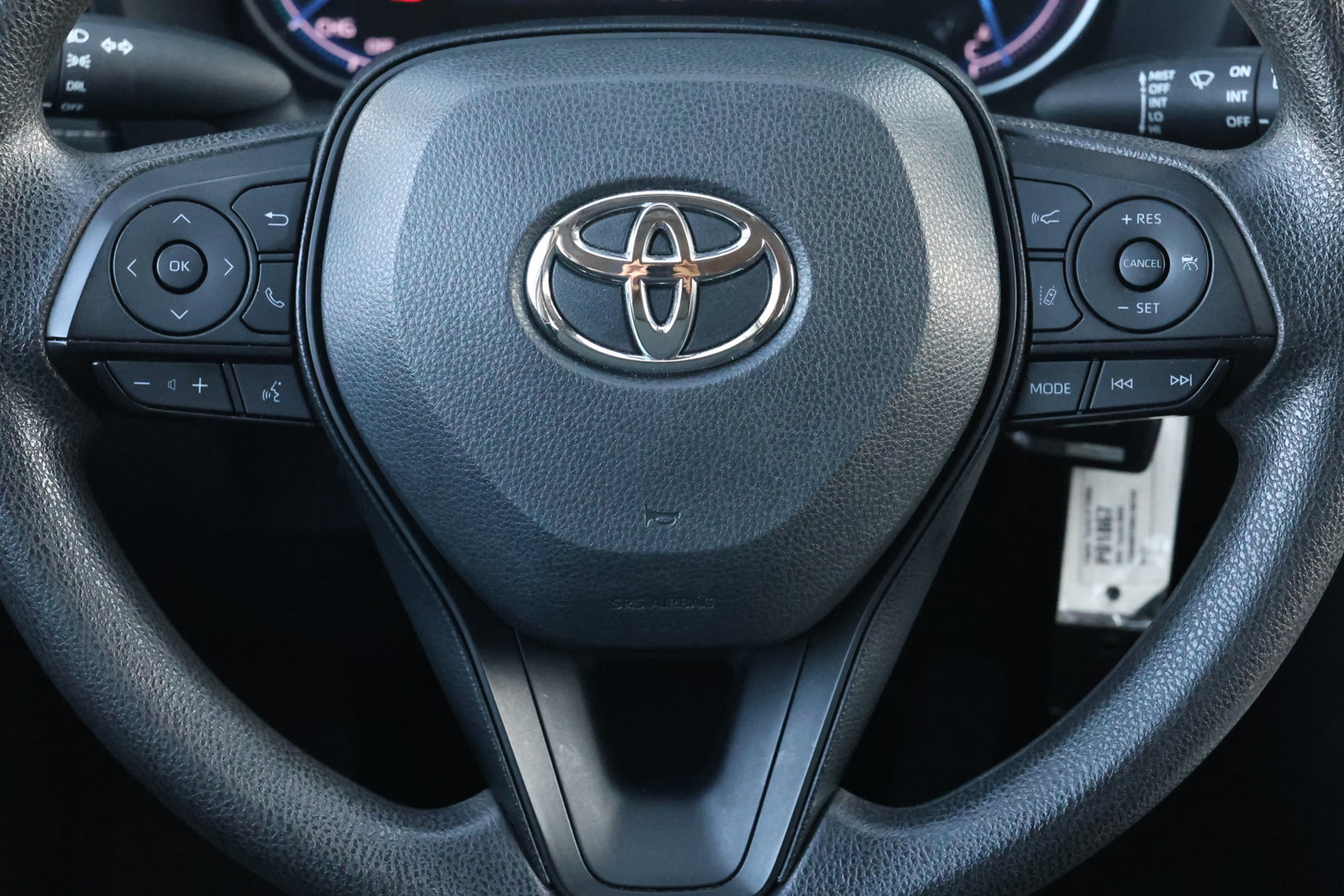 Used 2024 Toyota RAV4 LE AWD/4WD image 17